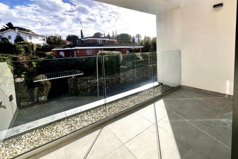 Продажа квартиры в Сан-Кугат-дель-Вальес, Барселона, Испания 2 спальни, 95м2 №161322 - фото 5