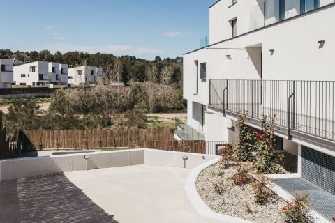 Продажа квартиры в Сан-Кугат-дель-Вальес, Барселона, Испания 2 спальни, 95м2 №161322 - фото 21