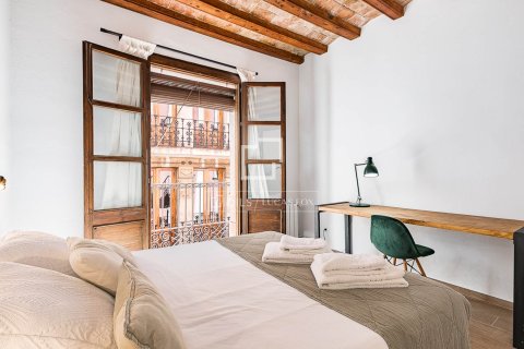 Apartment for sale in Barcelona, Spain 3 bedrooms, 88 sq.m. No. 164903 - photo 15