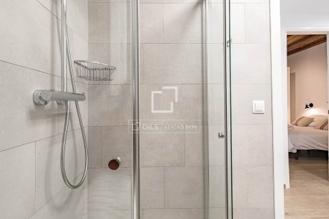 Apartment for sale in Barcelona, Spain 3 bedrooms, 88 sq.m. No. 164903 - photo 23