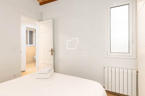 Apartment for sale in Barcelona, Spain 3 bedrooms, 88 sq.m. No. 164903 - photo 20