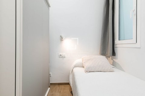Apartment for sale in Barcelona, Spain 3 bedrooms, 88 sq.m. No. 164903 - photo 27