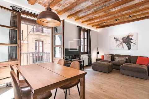 Apartment for sale in Barcelona, Spain 3 bedrooms, 88 sq.m. No. 164903 - photo 12