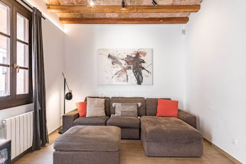 Apartment for sale in Barcelona, Spain 3 bedrooms, 88 sq.m. No. 164903 - photo 13