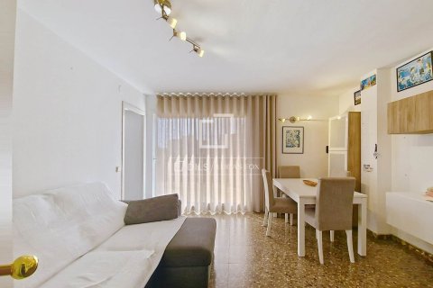 Продажа пентхауса в Виланова-и-ла-Желтру, Барселона, Испания 3 спальни, 115м2 №164901 - фото 6