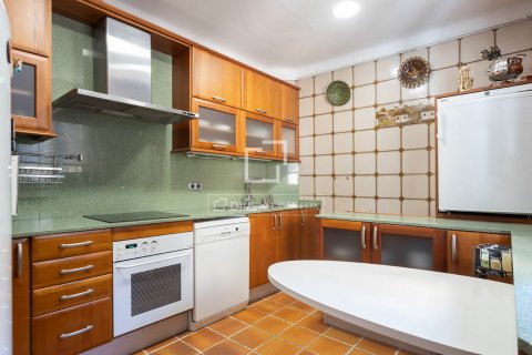 Wohnung zum Verkauf in Barcelona, Spanien 5 Schlafzimmer, 270 m2 Nr. 164902 - Foto 10