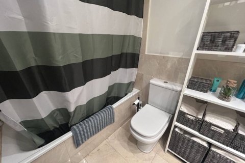 Huoneisto myytävänä Cubelles, Barcelona, Espanja, 3 makuuhuonetta, 101 m2 No. 168497 - kuva 28