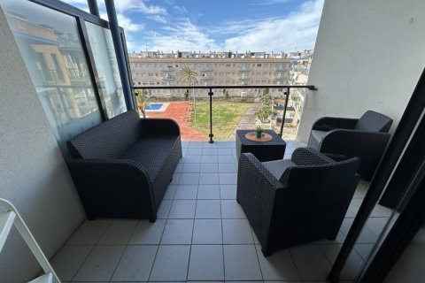 Huoneisto myytävänä Cubelles, Barcelona, Espanja, 3 makuuhuonetta, 101 m2 No. 168497 - kuva 2