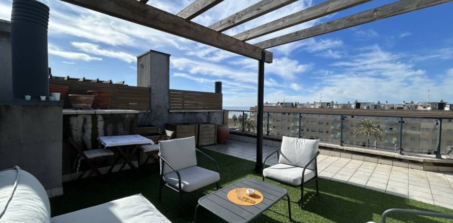 Huoneisto Cubelles, Barcelona, Espanja 3 makuuhuonetta, 101 m2 No. 168497