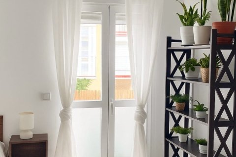Wohnung zum Verkauf in Cordoba, Spanien 3 Schlafzimmer, 77 m2 Nr. 185063 - Foto 13