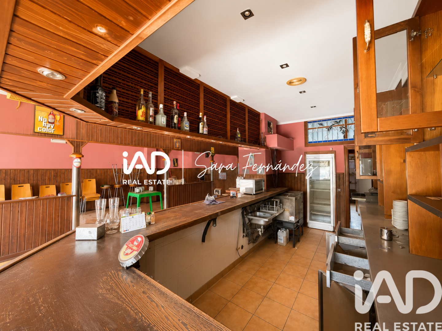 Commercial property à Trobajo del Camino, Leon, Espagne 100 m2 No. 185064