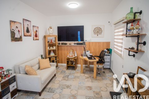 Huvila Espanja 2 makuuhuonetta, 168 m2 No. 185067