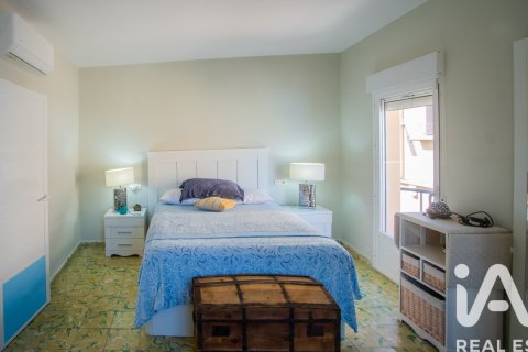Продажа виллы в Испании 2 спальни, 168м2 №185067 - фото 28