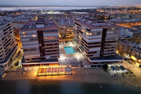 Dzīvoklis pārdošanā Torrevieja, Alicante, Spānijā 3 istabas, 95 m2 Nr. 149776 - attēls 11