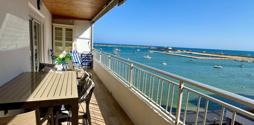 Dzīvoklis Torrevieja, Alicante, Spānijā 3 istabas, 95 m2 Nr. 149776