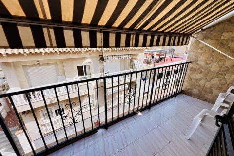 Dúplex en Torrevieja, Alicante, España 4 dormitorios, 95 m2 No. 149772