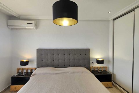 Apartamento en venta en Mil Palmeras, Alicante, España 3 dormitorios, 96 m2 No. 149777 - foto 17