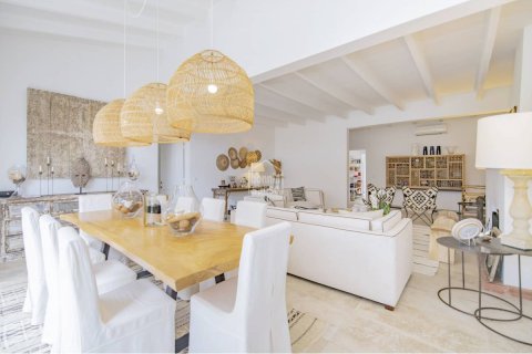 Villa pārdošanā Es Castell, Menorca, Spānijā 7 istabas, 327 m2 Nr. 146997 - attēls 5