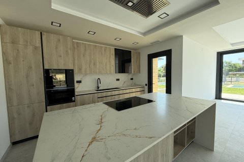 Hus till salu i S'Agaro, Girona, Spanien 4 sovrum, 232 kvm. Nr. 146998 - foto 12