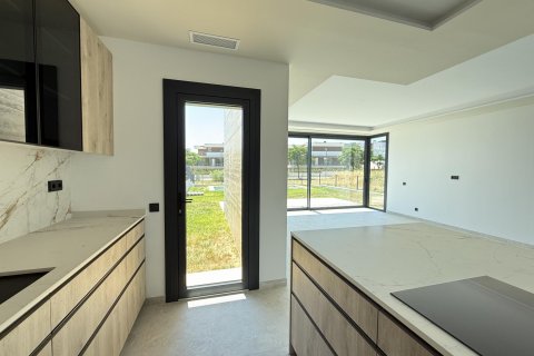 Hus till salu i S'Agaro, Girona, Spanien 4 sovrum, 232 kvm. Nr. 146998 - foto 13