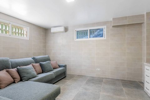 Villa till salu Ciudad Quesada, Alicante, Spanien 5 sovrum, 211 kvm. Nr. 136757 - foto 17