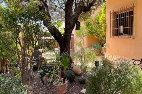 Villa pārdošanā La Nucia, Alicante, Spānijā 5 istabas, 315 m2 Nr. 136758 - attēls 25