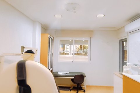 Продажа квартиры в Эльче, Аликанте, Испания 3 спальни, 132м2 №195826 - фото 19