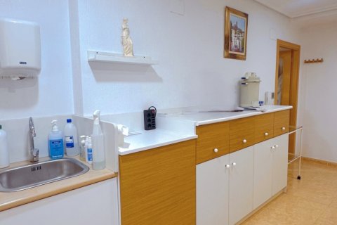 Продажа квартиры в Эльче, Аликанте, Испания 3 спальни, 132м2 №195826 - фото 9