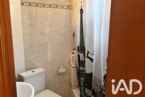 Продажа квартиры в Барселона, Испания 3 спальни, 70м2 №195825 - фото 11