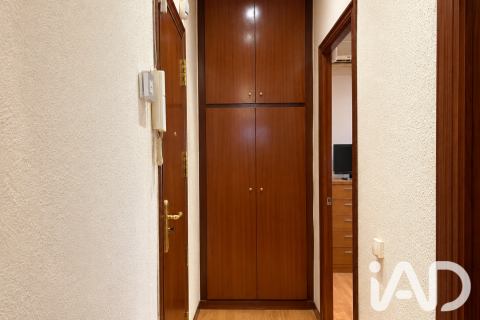 Продажа квартиры в Барселона, Испания 3 спальни, 70м2 №195825 - фото 3