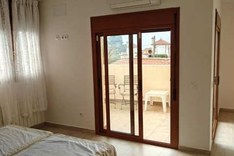 Hus till salu i Mont-roig del Camp, Tarragona, Spanien 4 sovrum, 196 kvm. Nr. 195822 - foto 4