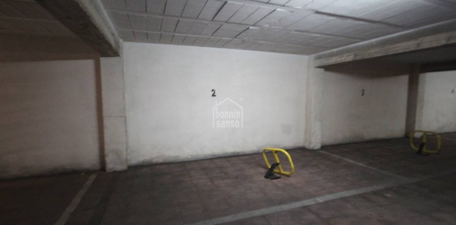 Garage a Mahon, Menorca, Spagna 8 mq. N° 183221