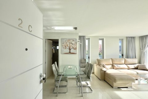 Apartment à vendre à Benidorm, Alicante, Espagne, 2 chambres, 103 m2 No. 179612 - photo 3