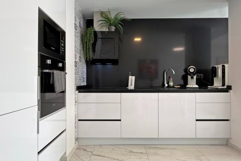 Apartament w Alicante, Hiszpania 2 sypialnie, 72 mkw. nr 179614 – zdjęcie 13