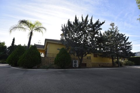 Finca for sale La Matanza, Alicante, Spain 6 bedrooms, 430 sq.m. No. 116344 - photo 27