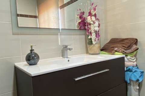 Продажа дома в Cambados, Понтеведра, Испания 3 спальни, 289м2 №154041 - фото 18