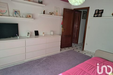 Продажа дома в Cambados, Понтеведра, Испания 3 спальни, 289м2 №154041 - фото 13