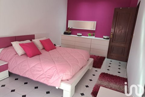 Продажа дома в Cambados, Понтеведра, Испания 3 спальни, 289м2 №154041 - фото 10