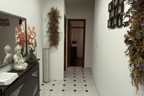 Продажа дома в Cambados, Понтеведра, Испания 3 спальни, 289м2 №154041 - фото 9