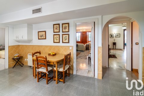 Продажа дома в Кордова, Испания 9 спален, 690м2 №154039 - фото 19