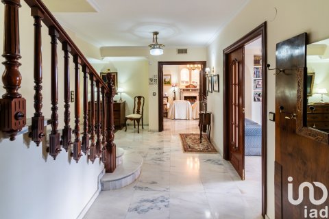 Продажа дома в Кордова, Испания 9 спален, 690м2 №154039 - фото 12