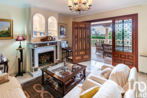 Продажа дома в Кордова, Испания 9 спален, 690м2 №154039 - фото 14