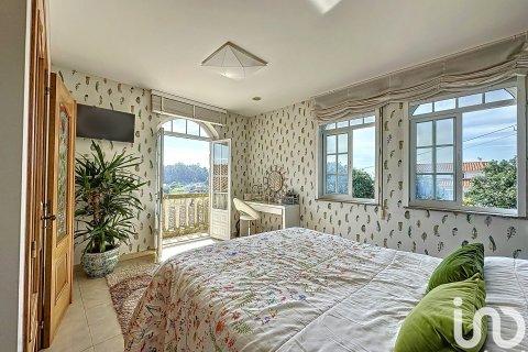 Hus till salu i Vilanova de Arousa, Pontevedra, Spanien 5 sovrum, 357 kvm. Nr. 154040 - foto 11