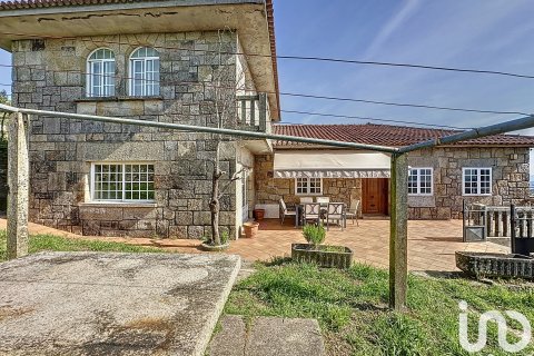 Hus till salu i Vilanova de Arousa, Pontevedra, Spanien 5 sovrum, 357 kvm. Nr. 154040 - foto 25