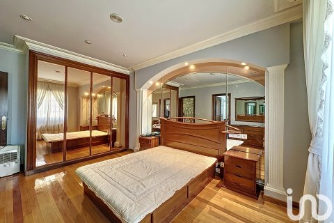 Hus till salu i Vilanova de Arousa, Pontevedra, Spanien 5 sovrum, 357 kvm. Nr. 154040 - foto 16