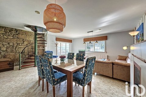 Hus till salu i Vilanova de Arousa, Pontevedra, Spanien 5 sovrum, 357 kvm. Nr. 154040 - foto 8