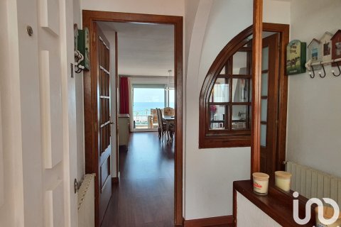 House for sale in Sitges, Barcelona, Spain 3 bedrooms, 126 sq.m. No. 154043 - photo 4