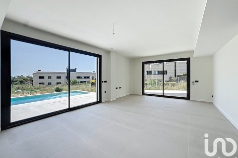 Продажа дома в Тейя, Барселона, Испания 4 спальни, 250м2 №154037 - фото 8