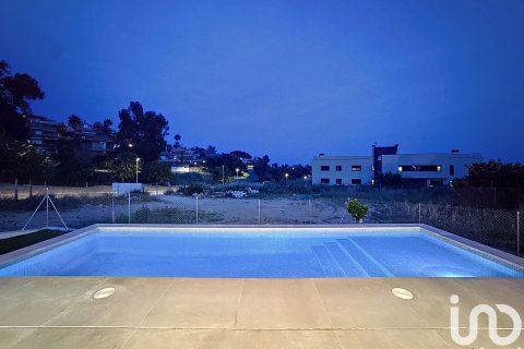 Продажа дома в Тейя, Барселона, Испания 4 спальни, 250м2 №154037 - фото 27