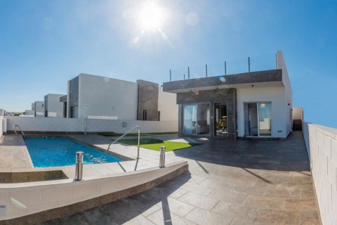 Huvila myytävänä Torrevieja, Alicante, Espanja, 3 makuuhuonetta, 83 m2 No. 116506 - kuva 2
